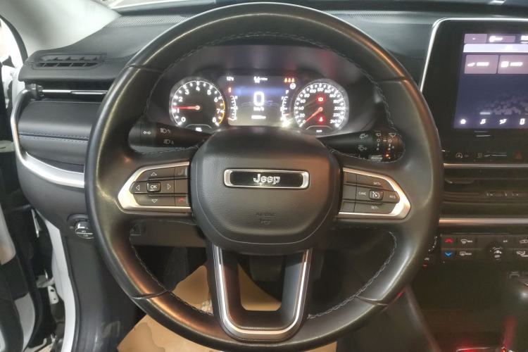 Used Jeep Compass 2021 220T Automatic Leading Edition Steering Wheel