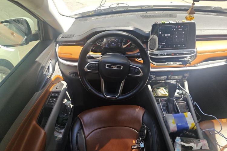 Used Jeep Compass 2021 220T Automatic Leading Edition Steering Wheel