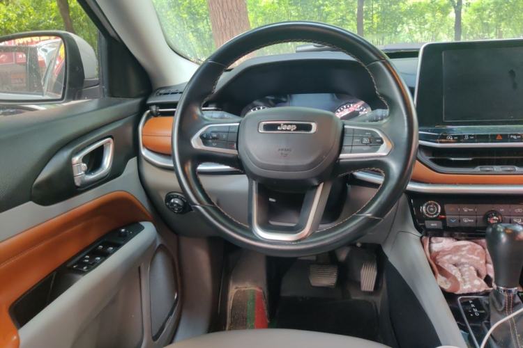 Used Jeep Compass 2021 220T Automatic Elite Edition Steering Wheel