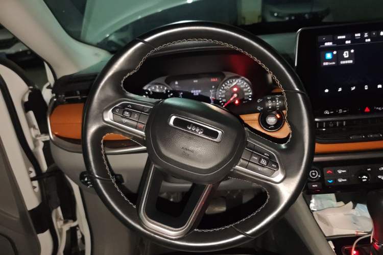 Used Jeep Compass 2021 220T Automatic Leading Edition Steering Wheel