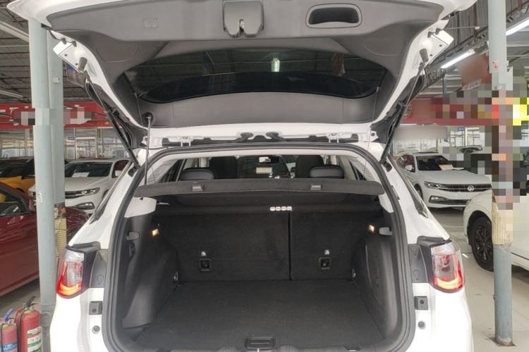Used Jeep Compass 2021 220T Automatic Luxury Edition Trunk