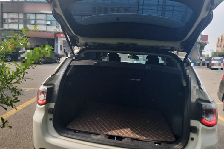 Used Jeep Compass 2021 220T Automatic Leading Edition Trunk