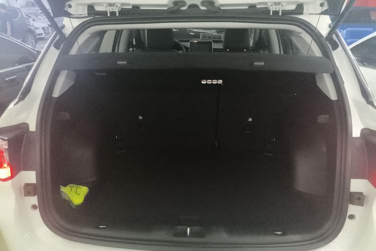 Used Jeep Compass 2021 220T Automatic Elite Edition Trunk