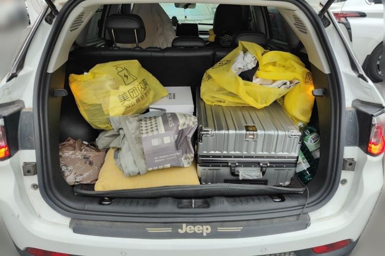 Used Jeep Compass 2021 220T Automatic Leading Edition Trunk