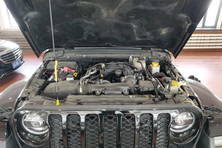 Used Jeep Gladiator 2022 3.6L Pioneer Edition Engine Bay