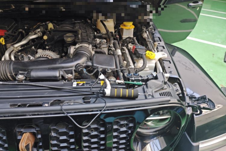 Used Jeep Gladiator 2022 3.6L Pioneer Edition Engine Bay Left