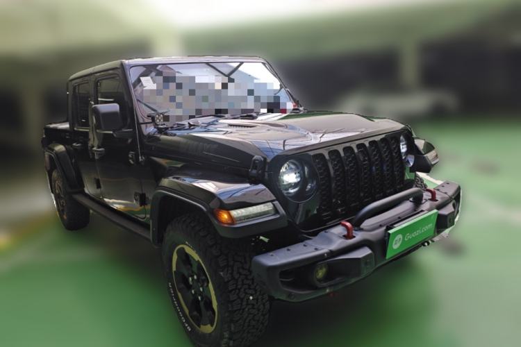Used Jeep Gladiator 2022 3.6L Pioneer Edition Front Right 45 Deg