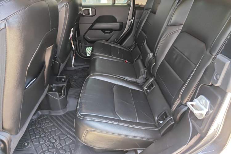Used Jeep Gladiator 2022 3.6L Pioneer Edition Left Rear Seat