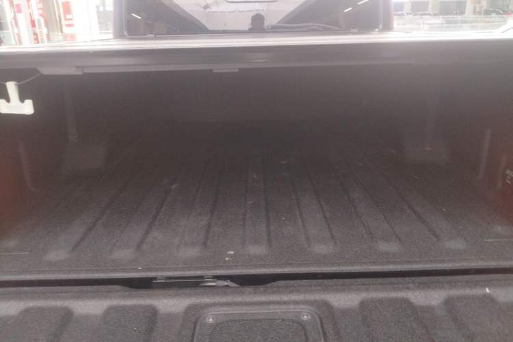 Used Jeep Gladiator 2022 3.6L Pioneer Edition Trunk