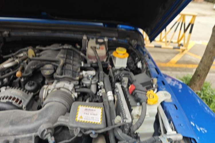 Used Jeep Gladiator 2022 3.6L Pioneer Edition Engine Bay Left