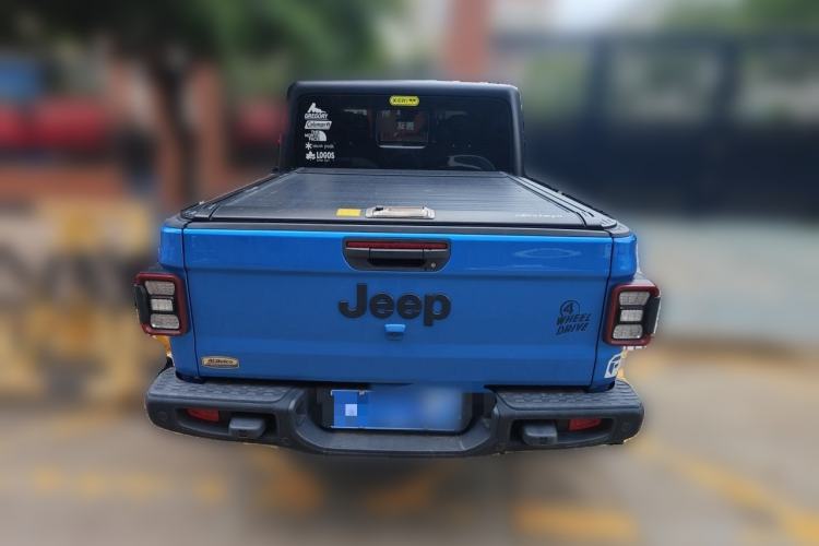 Used Jeep Gladiator 2022 3.6L Pioneer Edition Rear