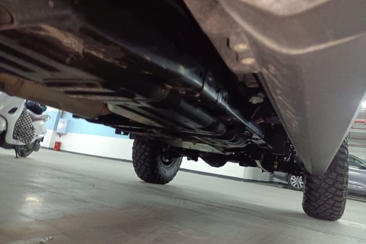 Used Jeep Gladiator 2022 3.6L Pioneer Edition Chassis Rear Right