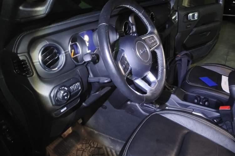 Used Jeep Gladiator  Driver Seat