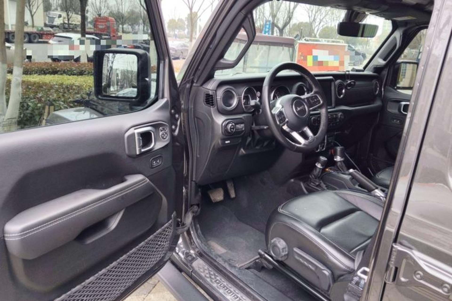 Used Jeep Gladiator 2022 3.6L Pioneer Edition Driver Seat