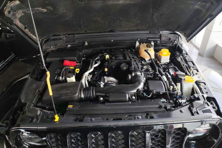 Used Jeep Gladiator 2022 3.6L Pioneer Edition Engine Bay