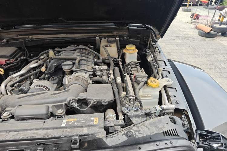 Used Jeep Gladiator 2022 3.6L Pioneer Edition Engine Bay Left