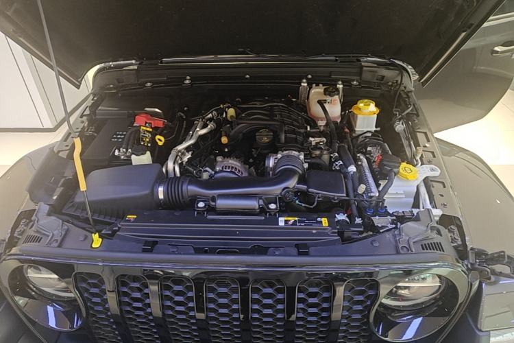 Used Jeep Gladiator 2022 3.6L Pioneer Edition Engine Bay