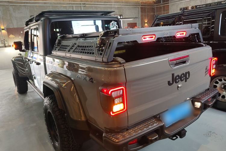 Used Jeep Gladiator 2022 3.6L Pioneer Edition Exterior 2