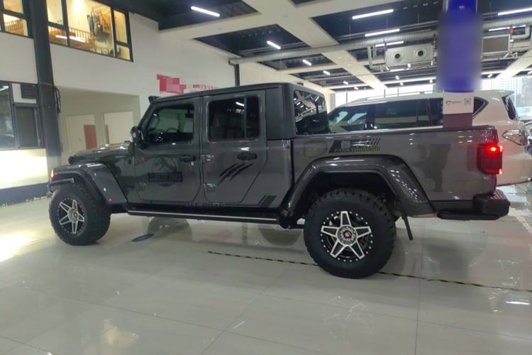 Used Jeep Gladiator 2022 3.6L Pioneer Edition Exterior 3