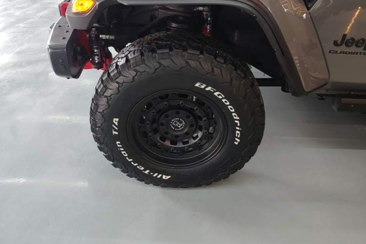 Used Jeep Gladiator 2022 3.6L Pioneer Edition Exterior 4