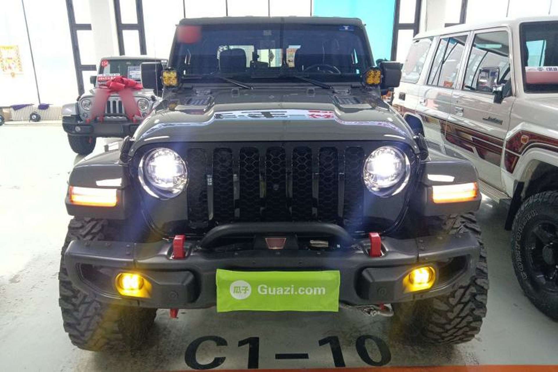 Used Jeep Gladiator 2022 3.6L Pioneer Edition Front