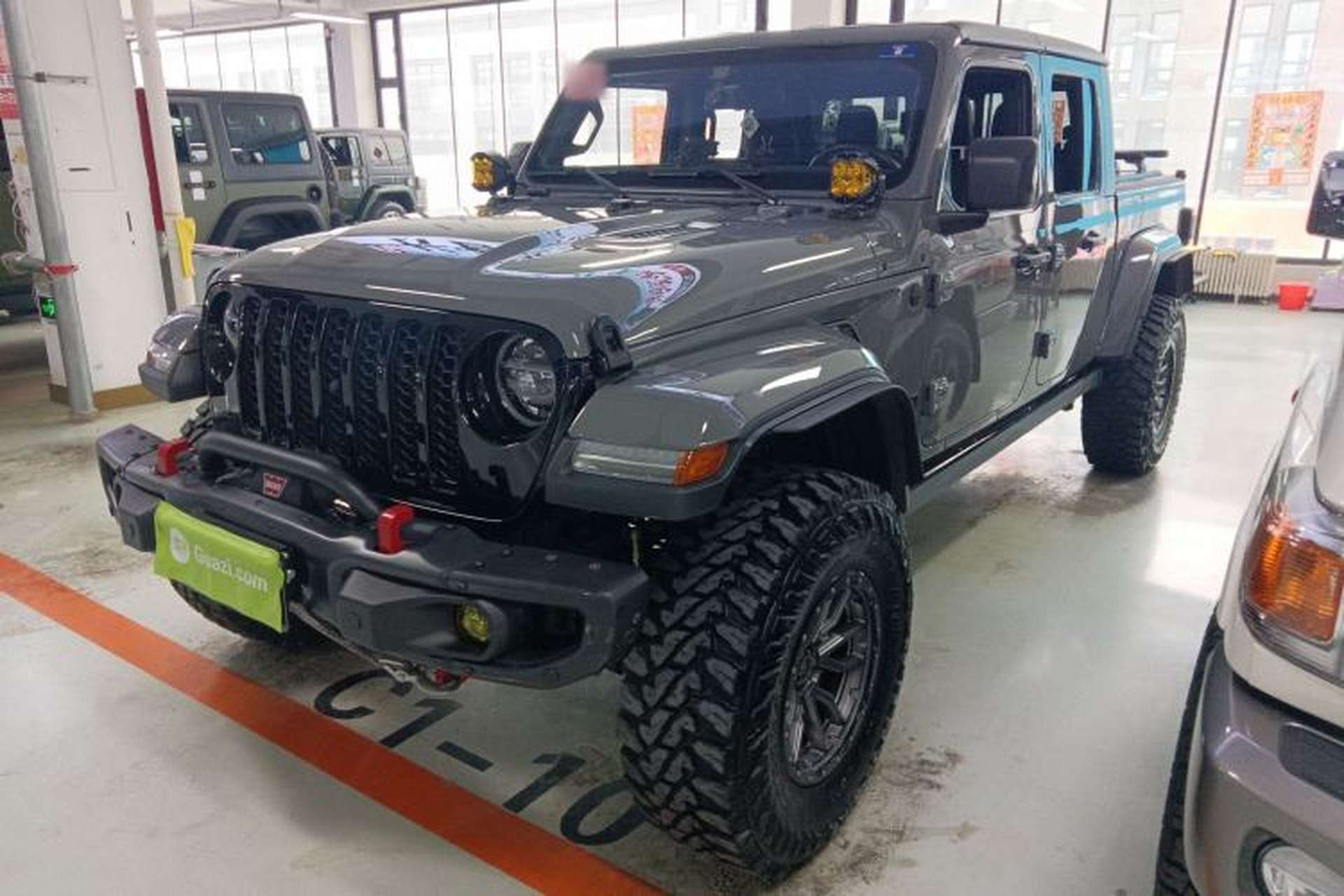 Used Jeep Gladiator 2022 3.6L Pioneer Edition Front Left 45 Deg