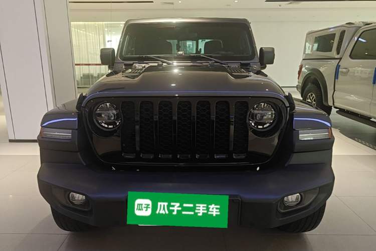 Used Jeep Gladiator 2022 3.6L Pioneer Edition Front