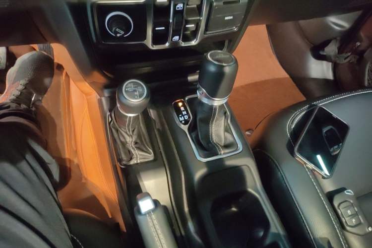 Used Jeep Gladiator 2022 3.6L Pioneer Edition Gear Lever