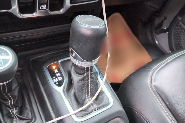 Used Jeep Gladiator 2022 3.6L Pioneer Edition Gear Lever