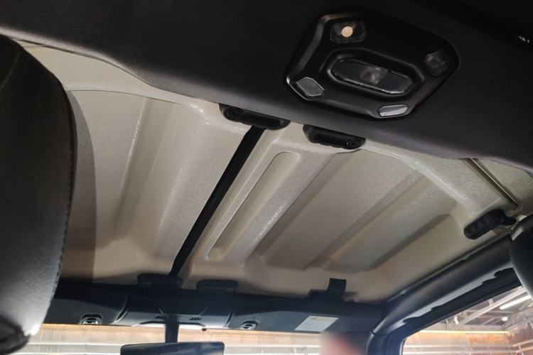 Used Jeep Gladiator 2022 3.6L Pioneer Edition Headliner