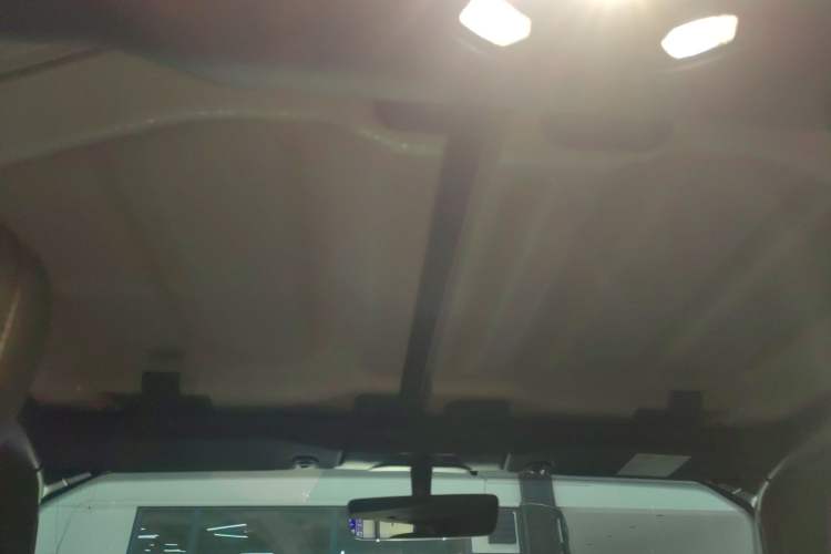 Used Jeep Gladiator 2022 3.6L Pioneer Edition Headliner