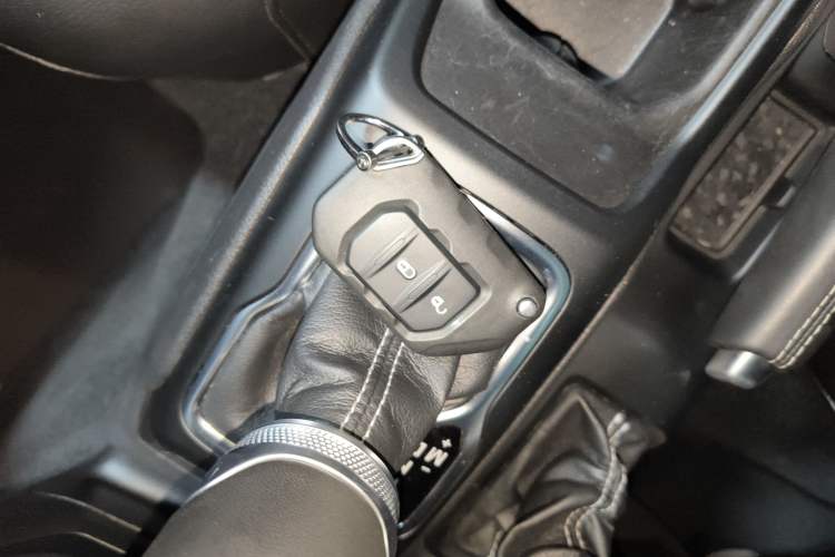 Used Jeep Gladiator 2022 3.6L Pioneer Edition Interior 1