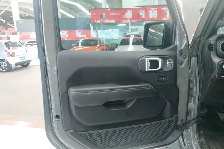 Used Jeep Gladiator 2022 3.6L Pioneer Edition Left Front Door Interior