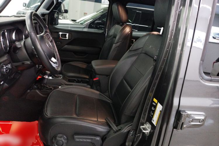 Used Jeep Gladiator 2022 3.6L Pioneer Edition Left Front Seat