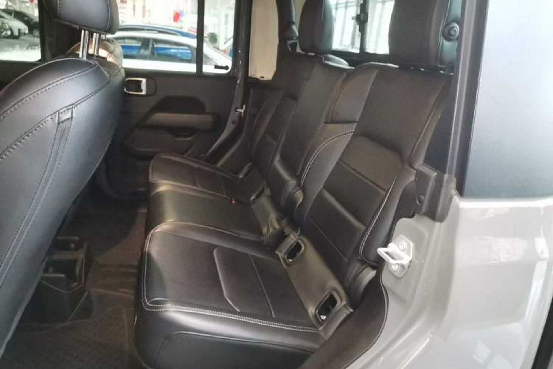 Used Jeep Gladiator 2022 3.6L Pioneer Edition Left Rear Seat