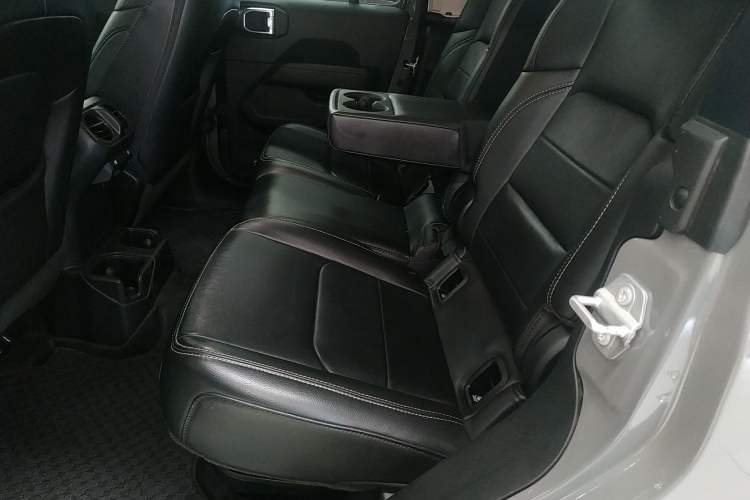 Used Jeep Gladiator 2022 3.6L Pioneer Edition Left Rear Seat