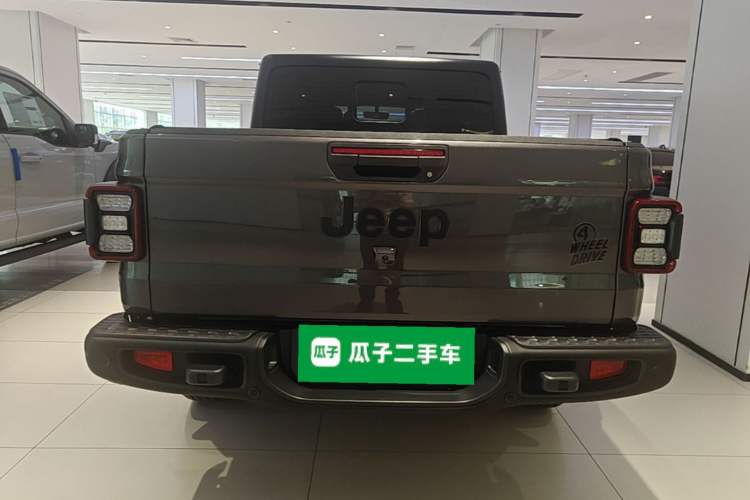 Used Jeep Gladiator 2022 3.6L Pioneer Edition Rear