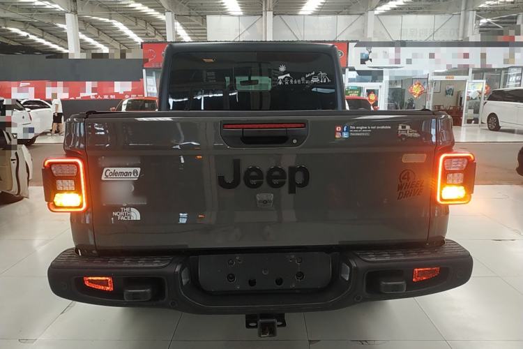 Used Jeep Gladiator 2022 3.6L Pioneer Edition Rear