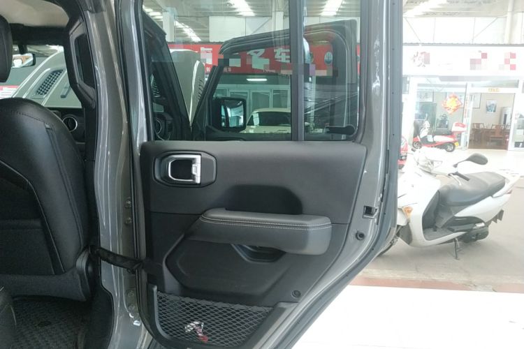Used Jeep Gladiator 2022 3.6L Pioneer Edition Right Rear Door Interior