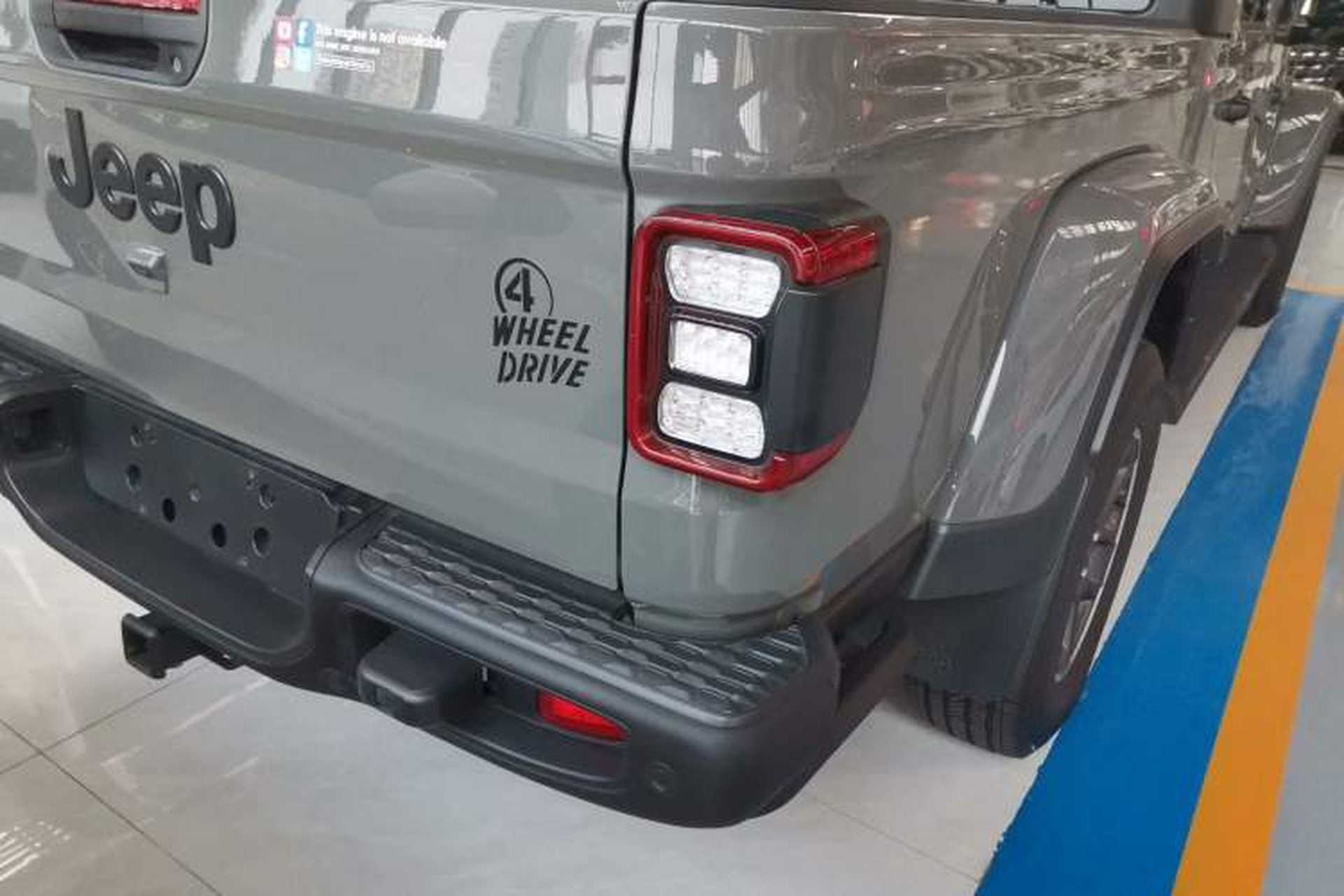 Used Jeep Gladiator 2022 3.6L Pioneer Edition Right Rear Taillight