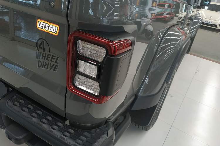 Used Jeep Gladiator 2022 3.6L Pioneer Edition Right Rear Taillight