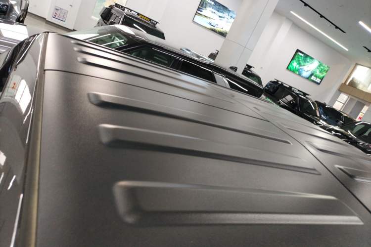Used Jeep Gladiator 2022 3.6L Pioneer Edition Roof