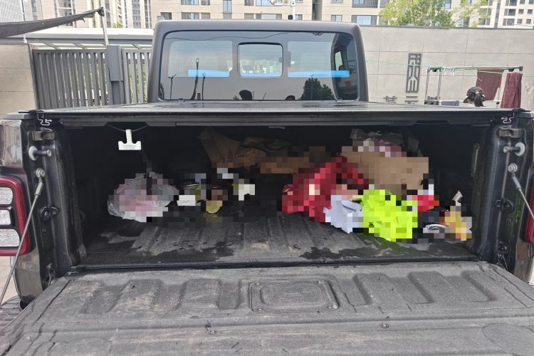 Used Jeep Gladiator 2022 3.6L Pioneer Edition Trunk