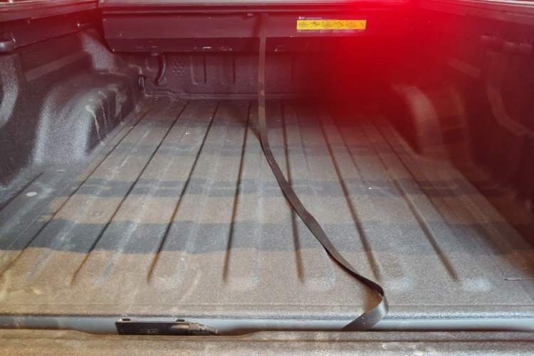 Used Jeep Gladiator 2022 3.6L Pioneer Edition Trunk