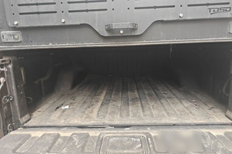Used Jeep Gladiator 2022 3.6L Pioneer Edition Trunk