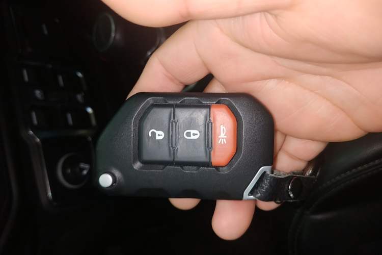 Used Jeep Gladiator 2022 3.6L Pioneer Edition Vehicle Key