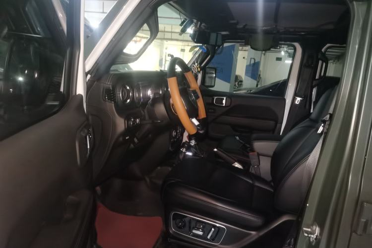 Used Jeep Gladiator 2022 3.6L Pioneer Edition Driver Seat