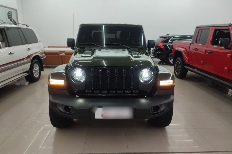 Used Jeep Gladiator 2022 3.6L Pioneer Edition Front