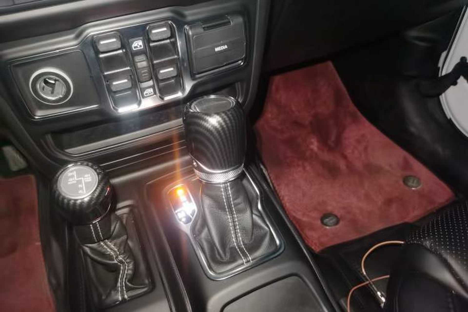 Used Jeep Gladiator 2022 3.6L Pioneer Edition Gear Lever