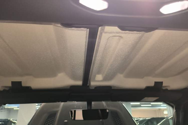 Used Jeep Gladiator 2022 3.6L Pioneer Edition Headliner